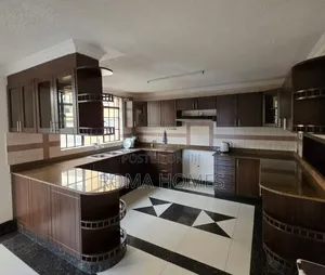 3bdrm Apartment in Kileleshwa, Nairobi Central for rent