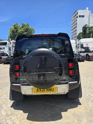 Land Rover Defender SE 2021 Black