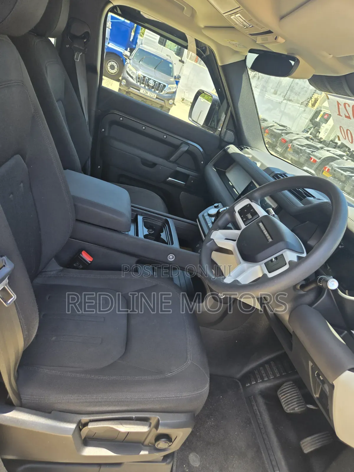Land Rover Defender SE 2021 Black