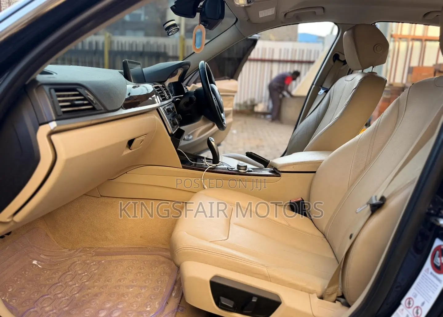 BMW 320i 2012 Blue