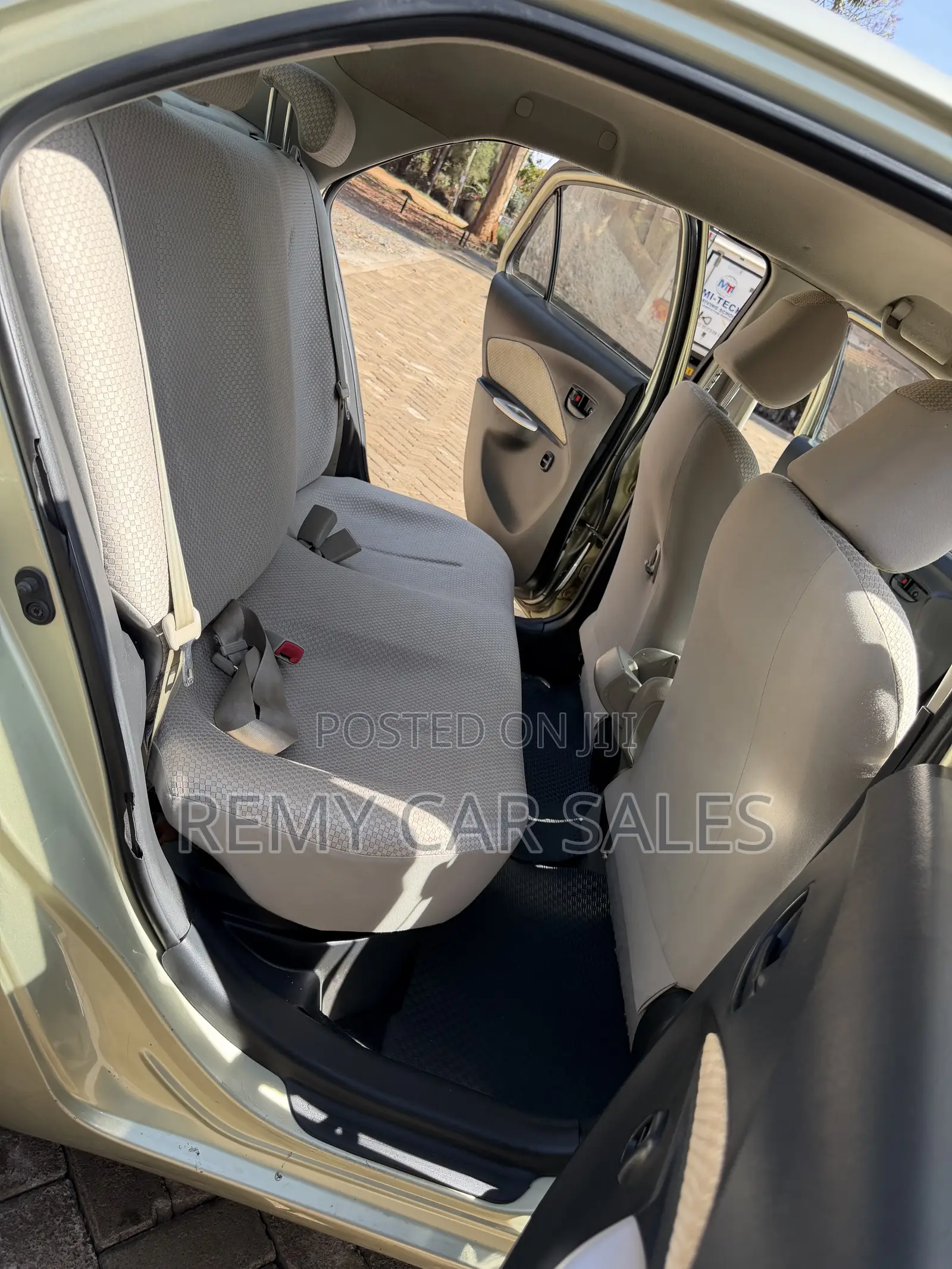 Toyota Belta 2008 Green