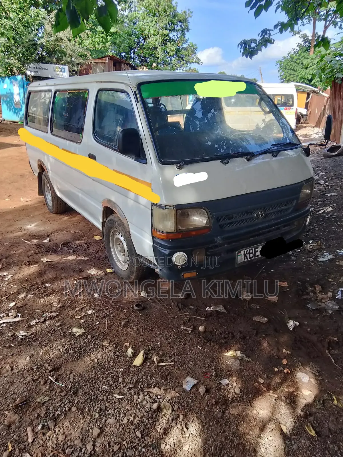 Toyota HiAce 1998 White