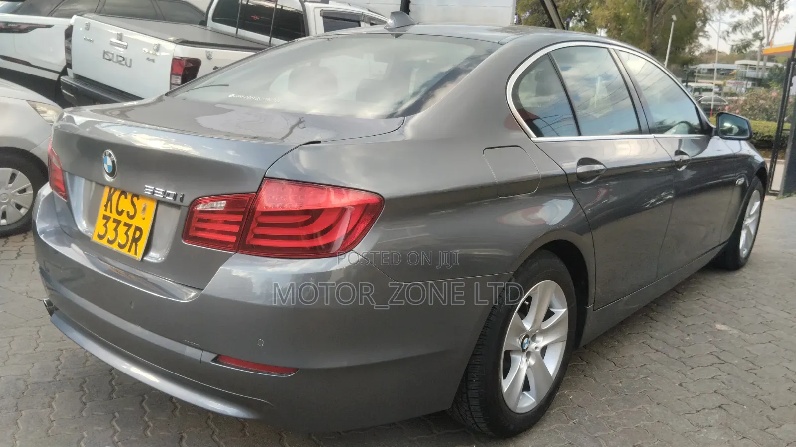 BMW 5 Series 2011 Gray