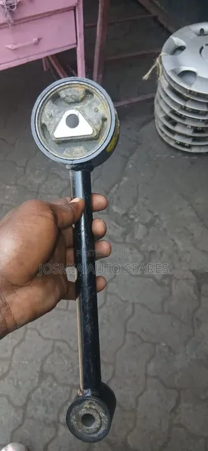 Mitsubishi Mirage Lower Mount