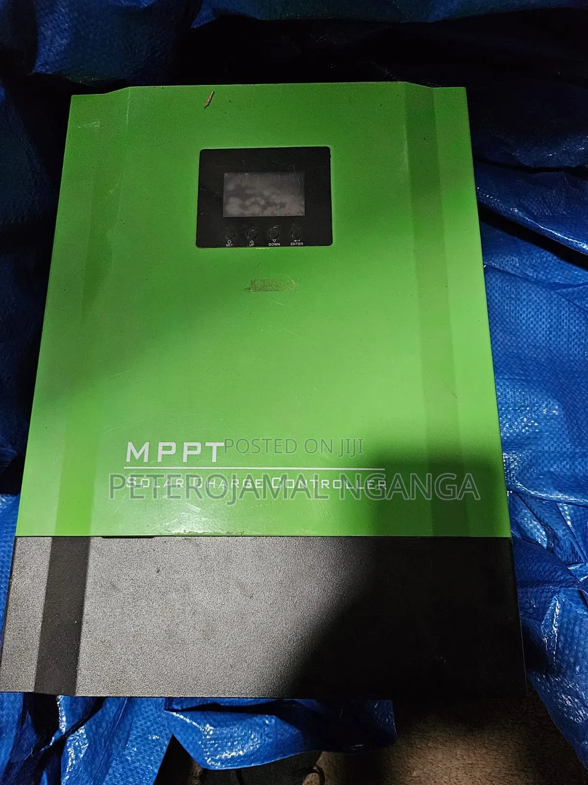 MPPT Solar Charger Controller + Single Phase Inverter