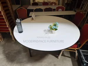 Wooden Catering Round Table (Foldable