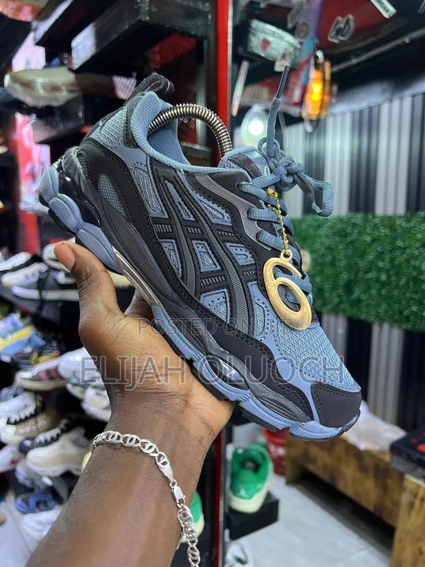 ASICS Gel-Nyc RGD Ironclad Black Size:38-45