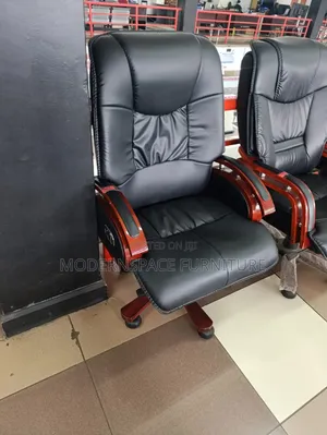 Comfortable Boss Chair