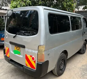 Nissan Caravan (Urvan) 2008 Silver