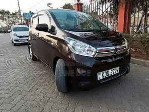 Nissan Dayz 2017 Brown