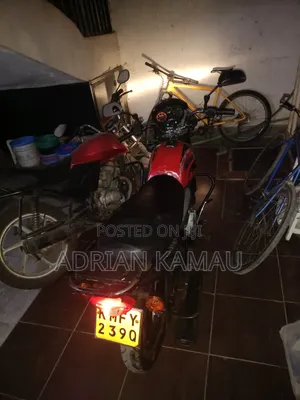 Bajaj Boxer 150 UG 2021 Red