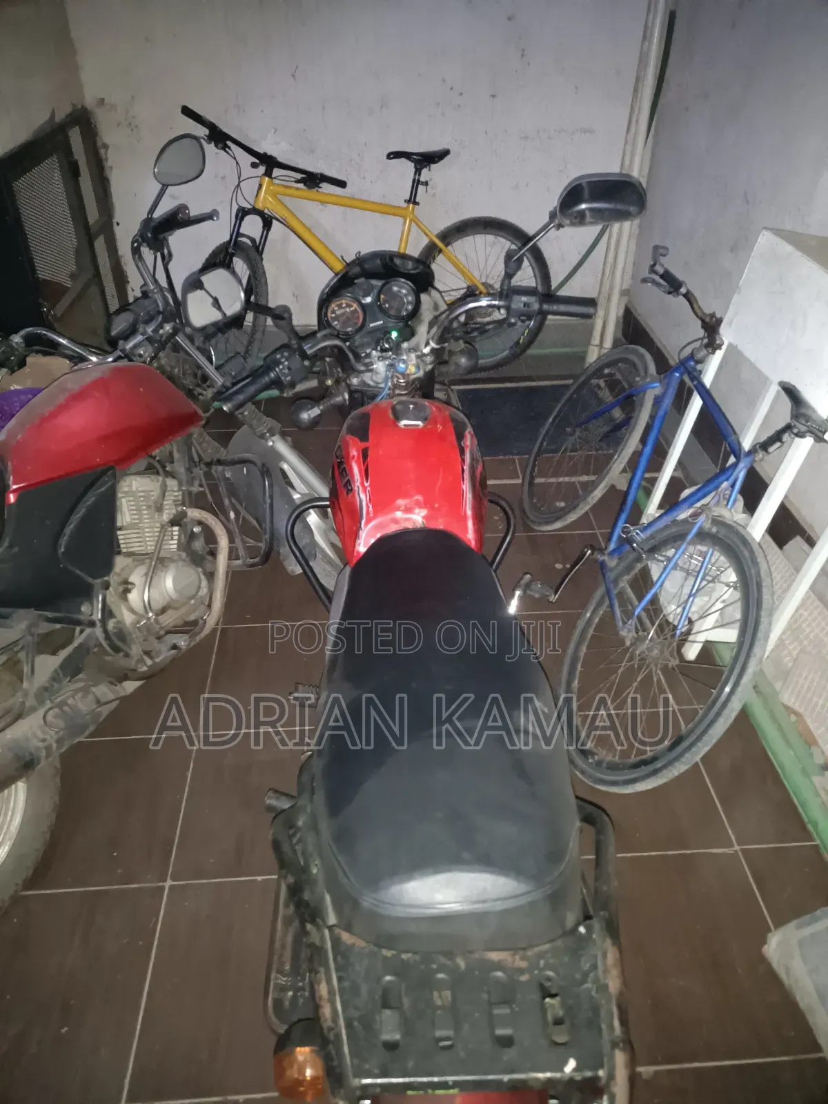 Bajaj Boxer 150 UG 2021 Red