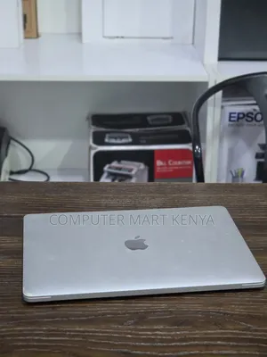 Laptop Apple MacBook Pro 2020 M1 8GB Apple M1 Pro SSD 256GB
