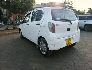 Toyota Pixis 2017 White