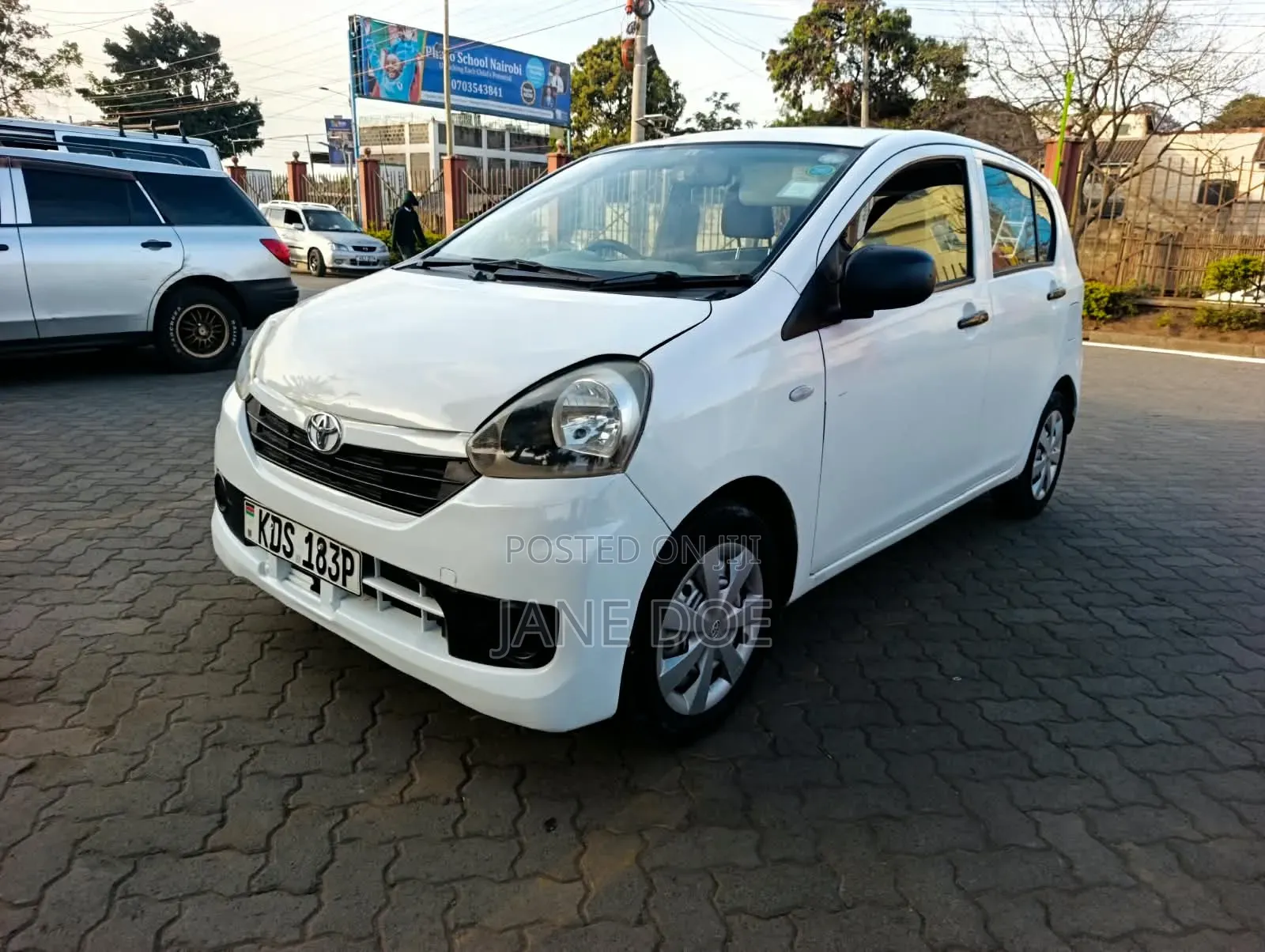 Toyota Pixis 2017 White