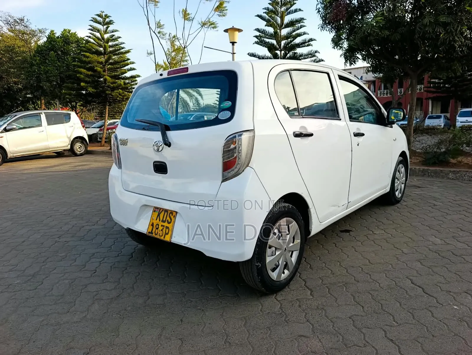 Toyota Pixis 2017 White