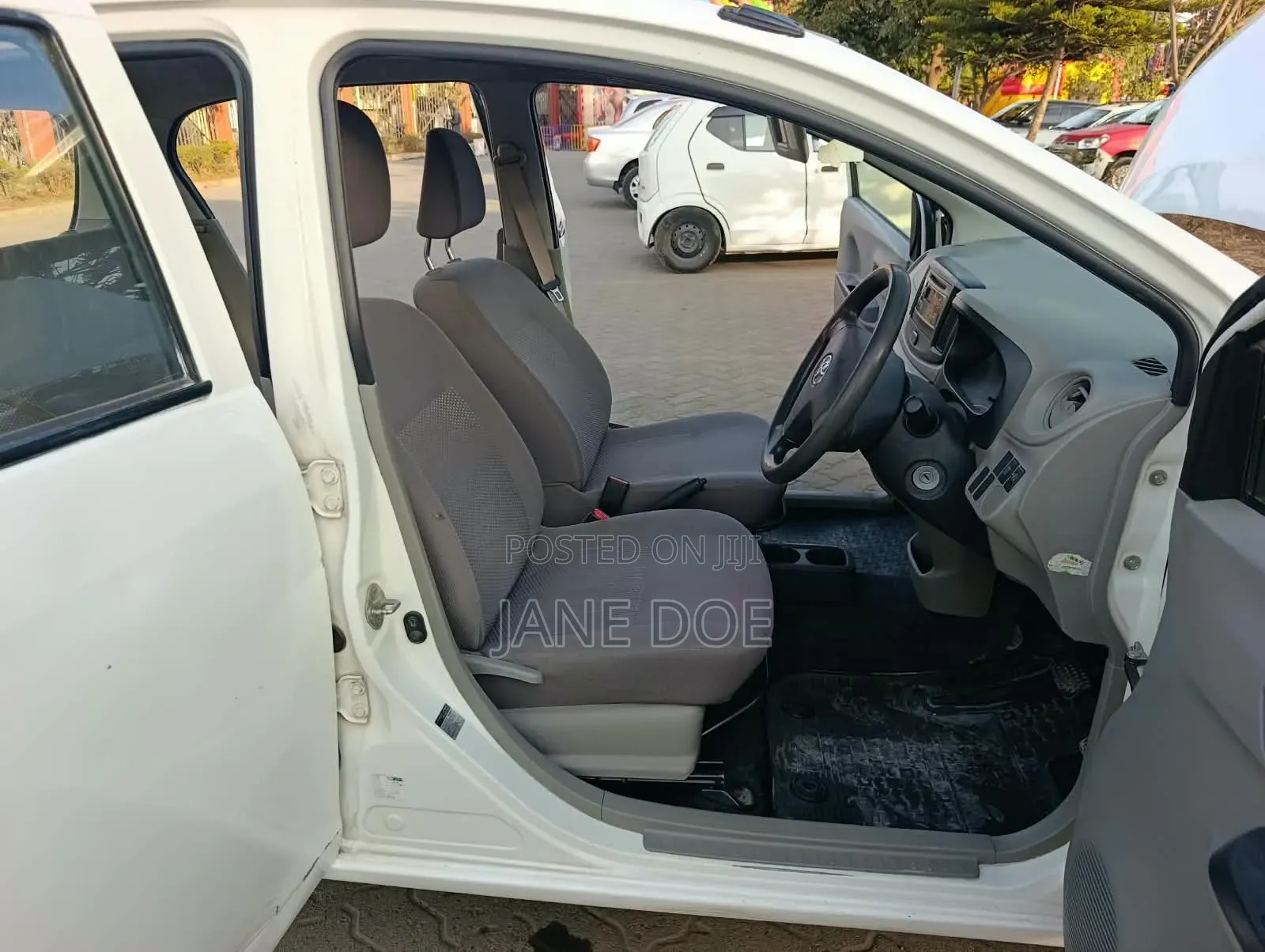 Toyota Pixis 2017 White