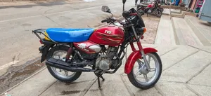 TVS HLX Plus ES 2025 Red