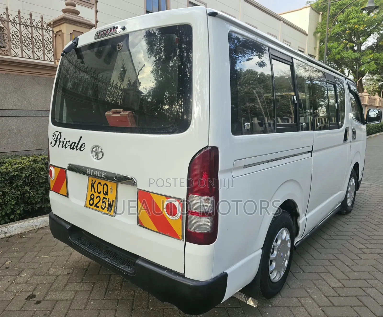 Toyota HiAce 2012 White