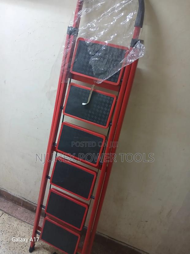 6-Step Foldable Household Ladder - main view