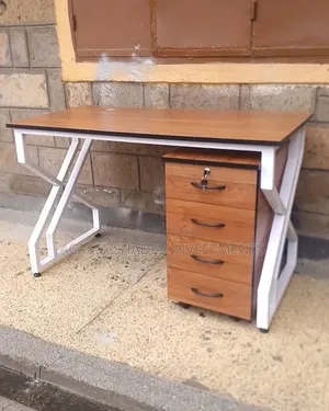 Modern Office Desk