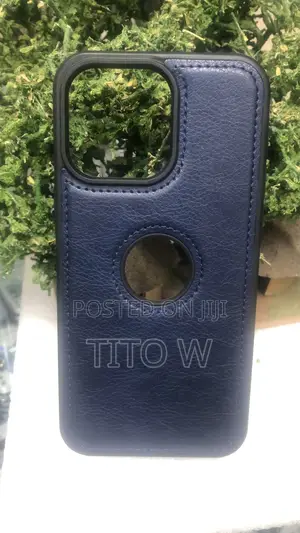 iPhone 13, 14, 15,16 PROs and PROMAX Leather Cases