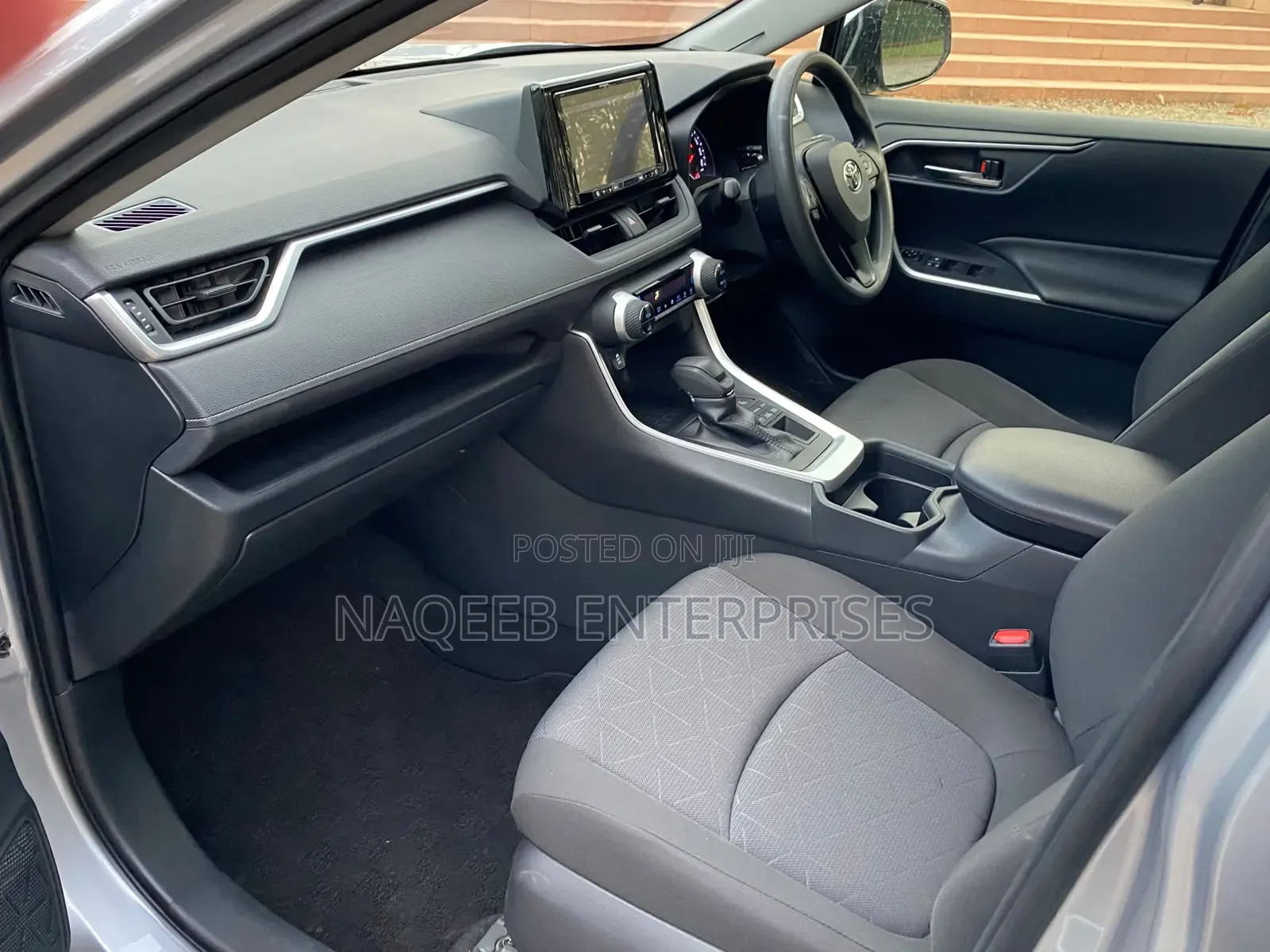 Toyota RAV4 2019 Silver