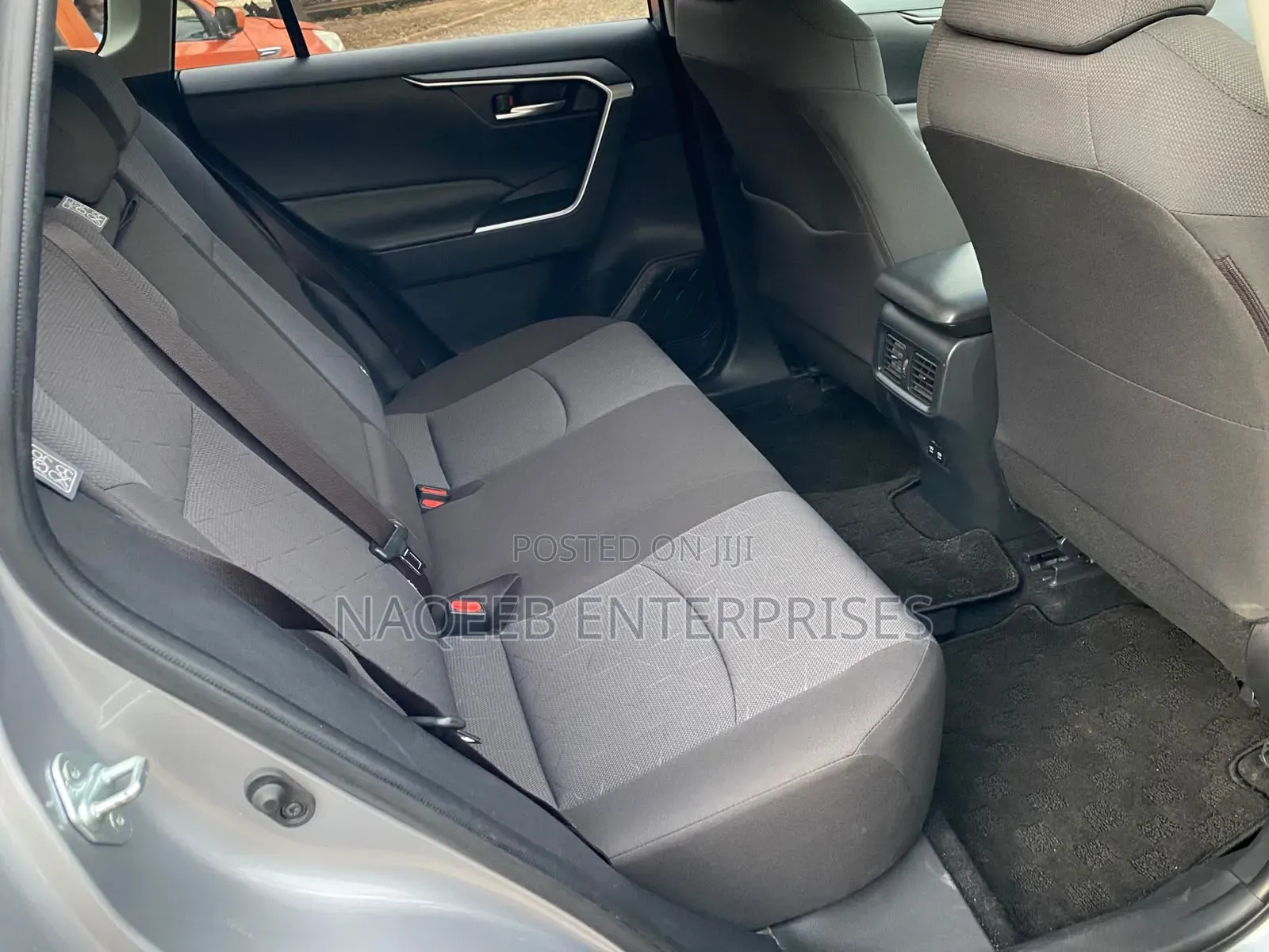 Toyota RAV4 2019 Silver