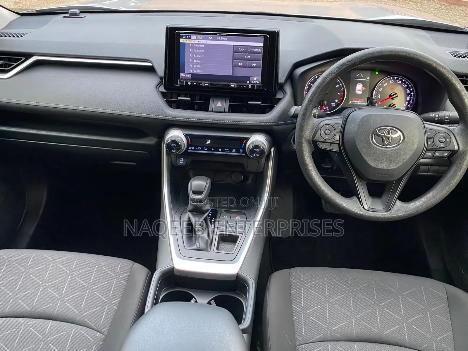Toyota RAV4 2019 Silver
