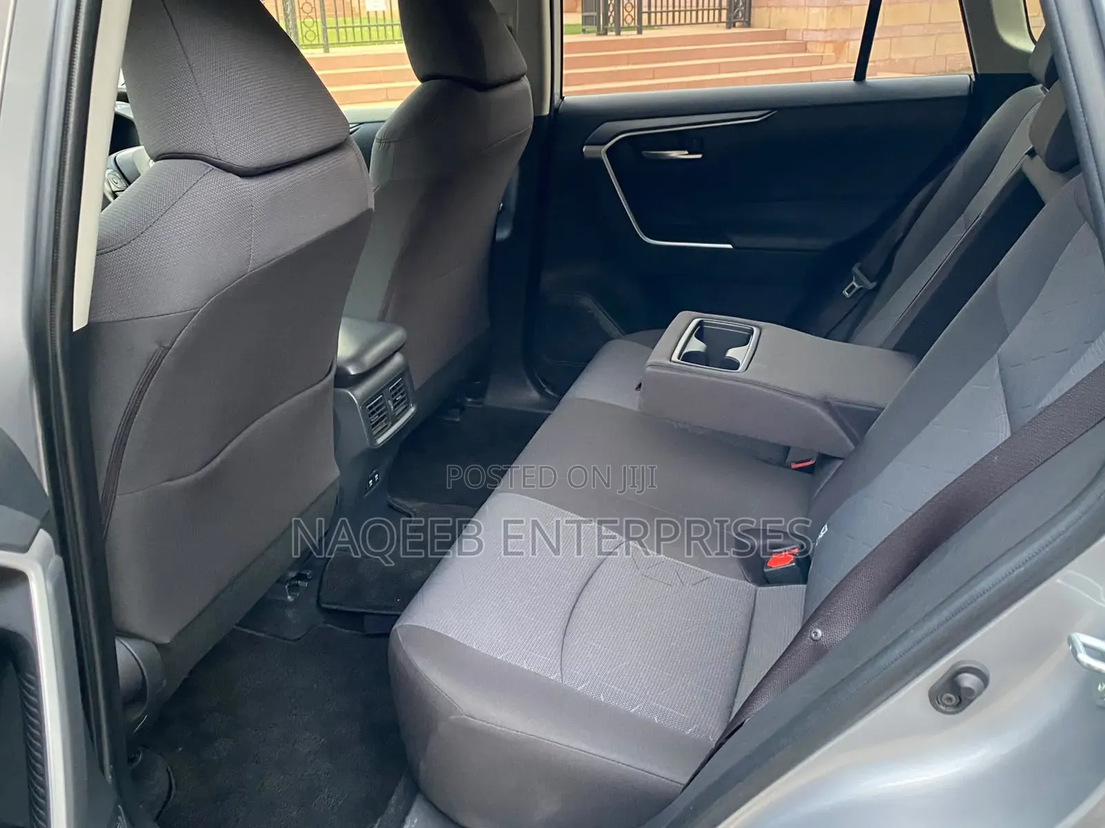 Toyota RAV4 2019 Silver