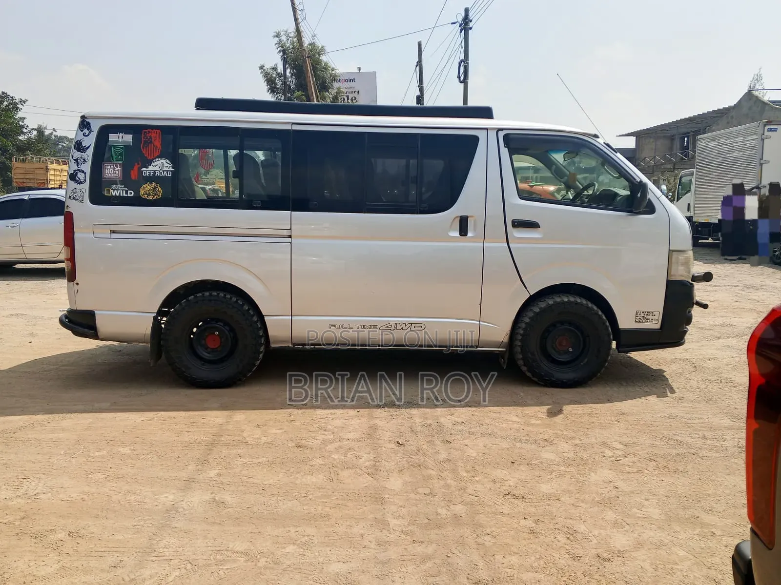 Toyota HiAce 2013 Silver