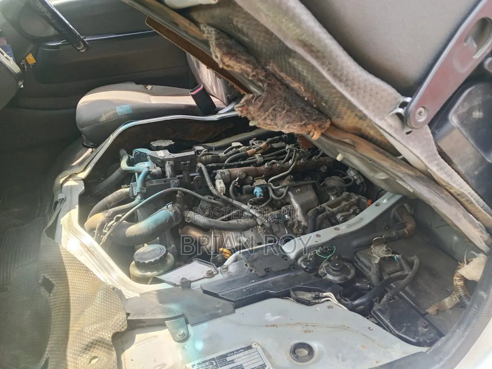 Toyota HiAce 2013 Silver