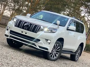 Toyota Land Cruiser Prado 2019 White