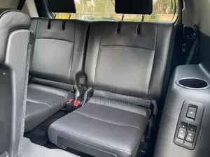 Toyota Land Cruiser Prado 2019 White