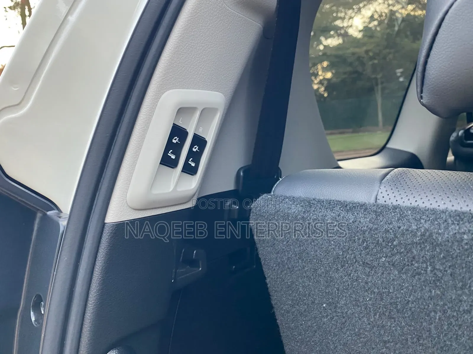 Toyota Land Cruiser Prado 2019 White