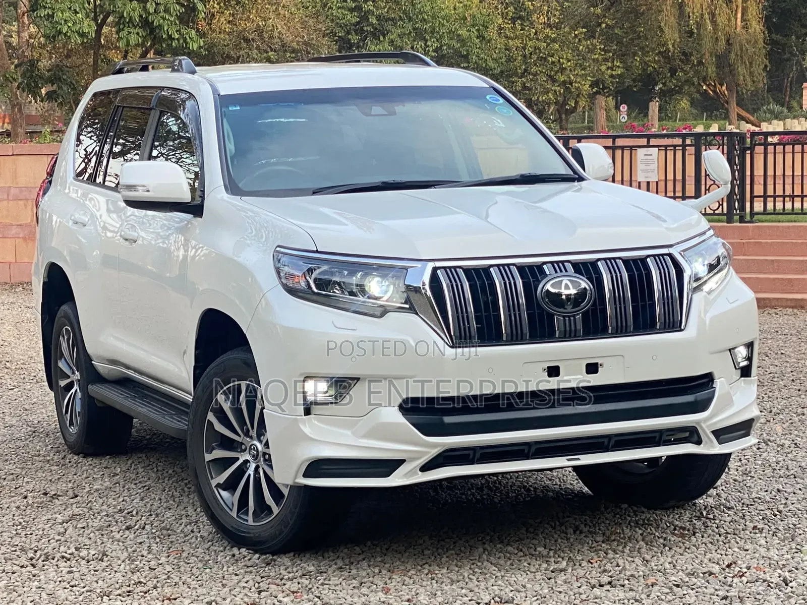 Toyota Land Cruiser Prado 2019 White