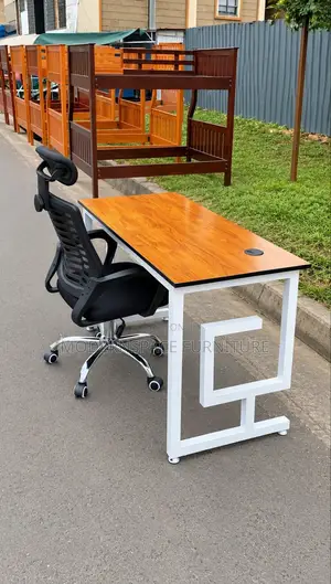 Strong Metallic Desk and Mesh Office Chair