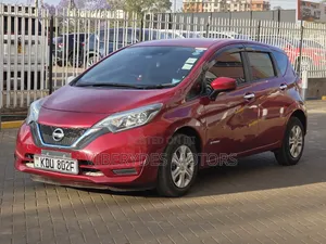 Nissan Note 2018 Red