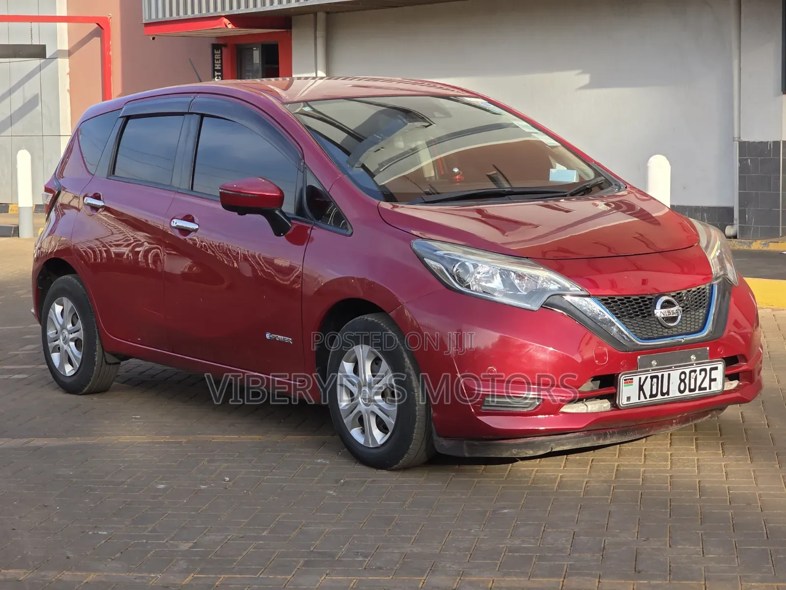 Nissan Note 2018 Red