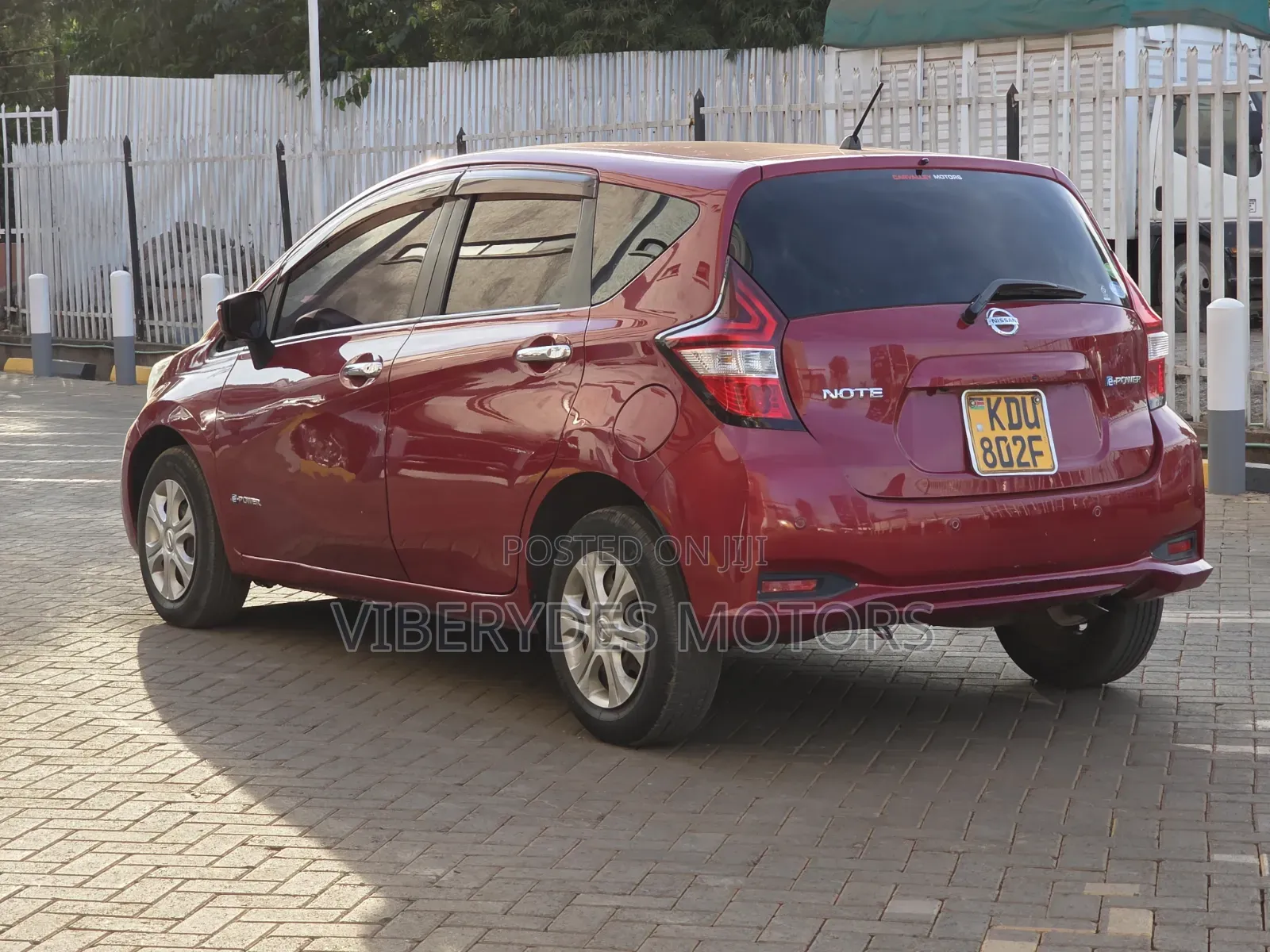 Nissan Note 2018 Red