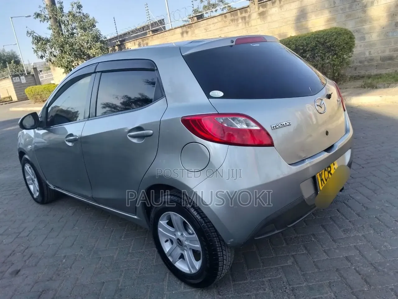 Mazda Demio 2011 Silver