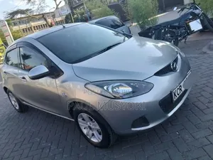 Mazda Demio 2011 Silver