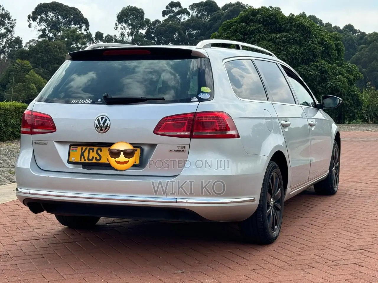 Volkswagen Passat 2011 Silver