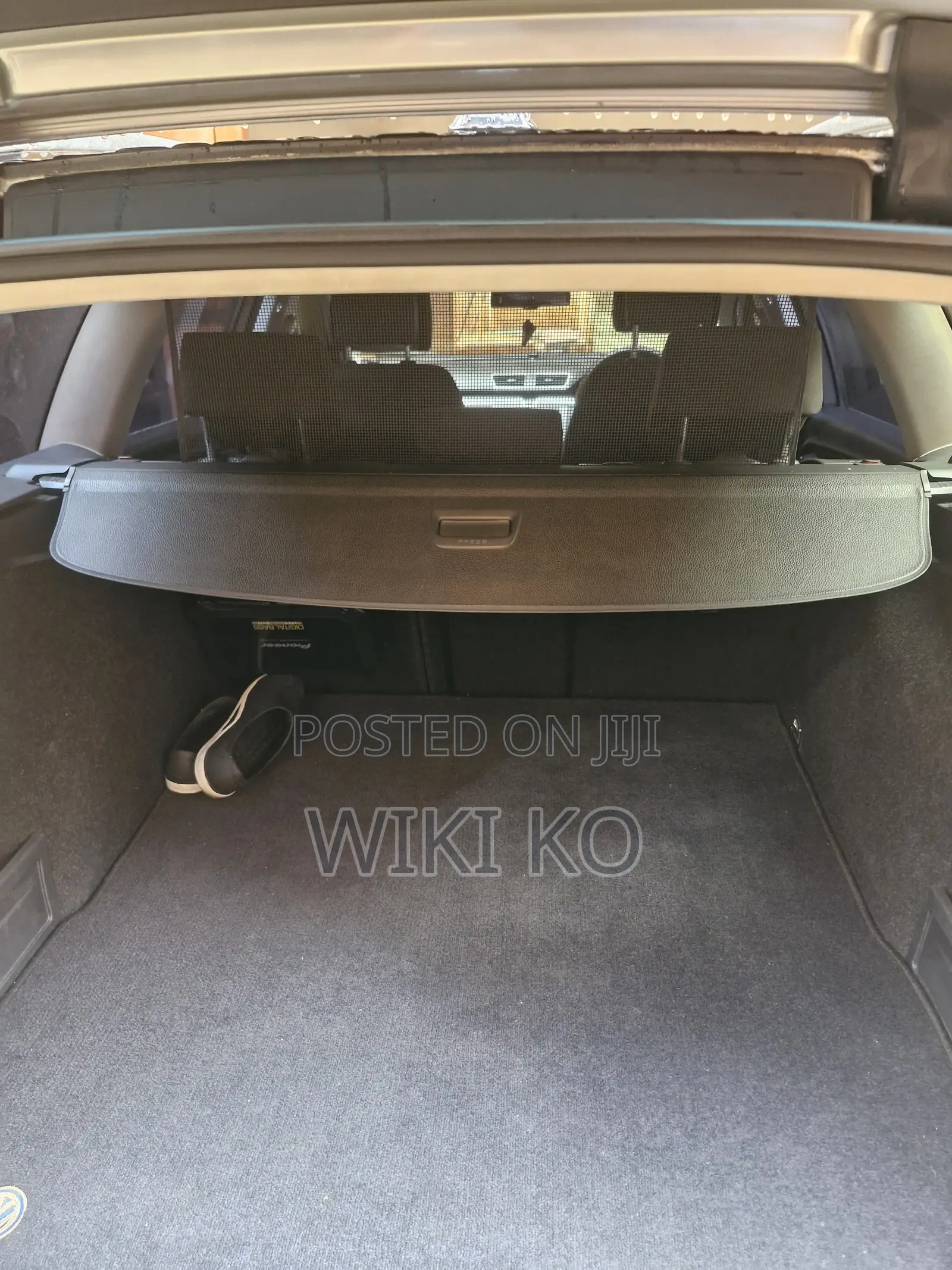 Volkswagen Passat 2011 Silver