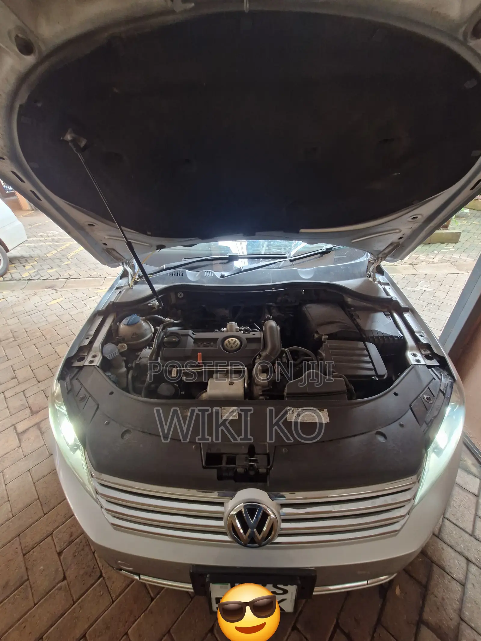Volkswagen Passat 2011 Silver