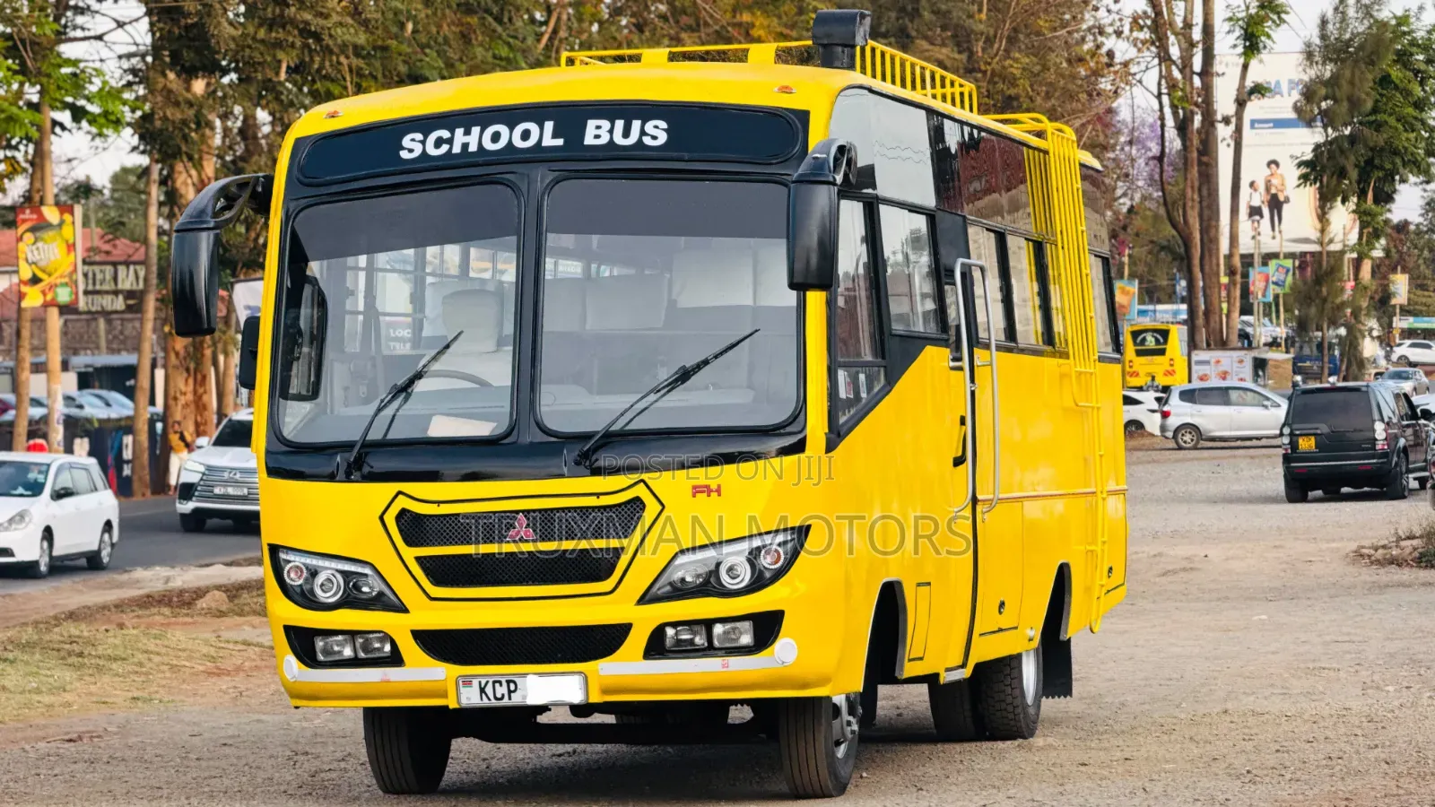 Mitsubishi Fuso Aero Bus 2014 Yellow