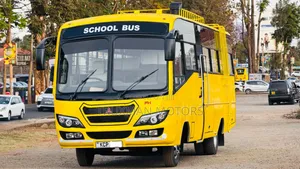 Mitsubishi Fuso Aero Bus 2014 Yellow