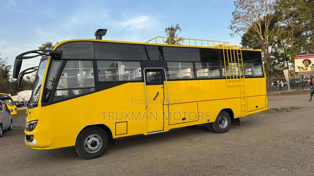 Mitsubishi Fuso Aero Bus 2014 Yellow - thumbnail 10