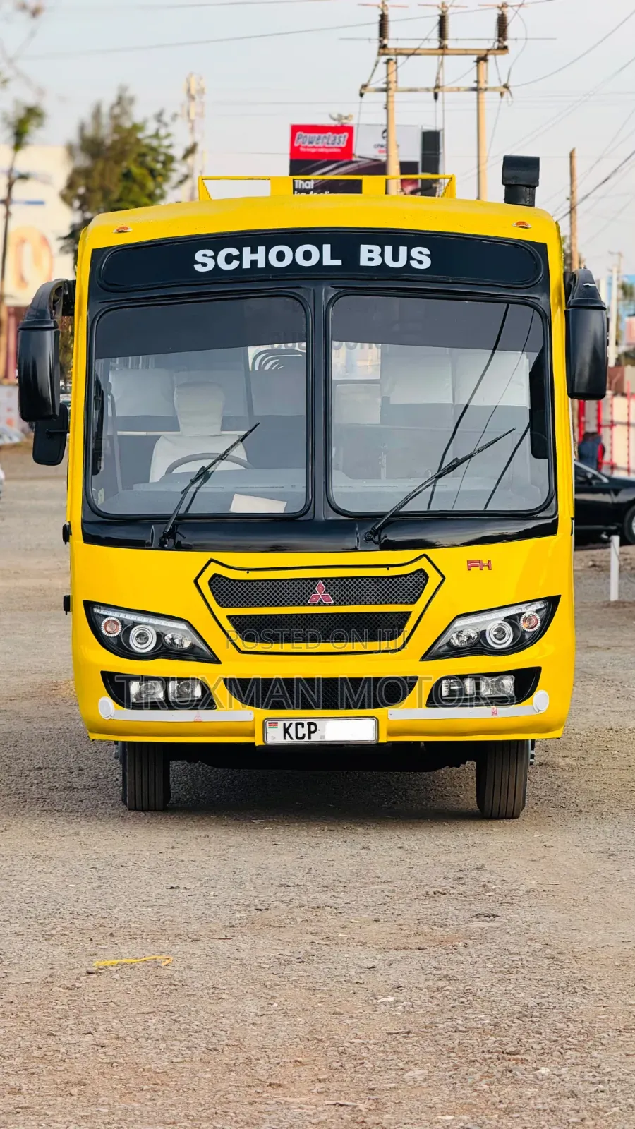 Mitsubishi Fuso Aero Bus 2014 Yellow