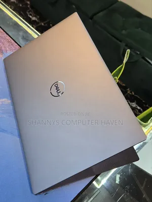 Laptop Dell Precision 5570 16GB Intel Core i7 SSD 512GB